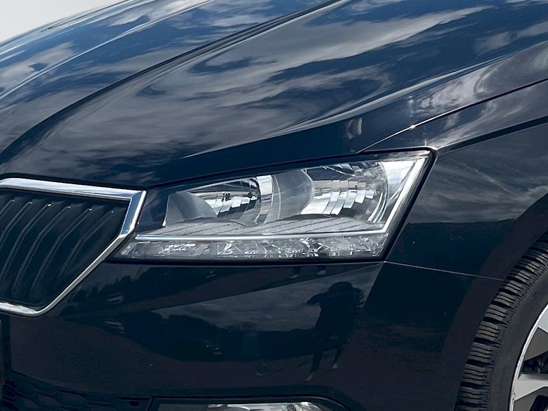 Škoda Fabia (2022) Ambition Plus 1.0 TSI DSG Navi - fotka 14 z 33