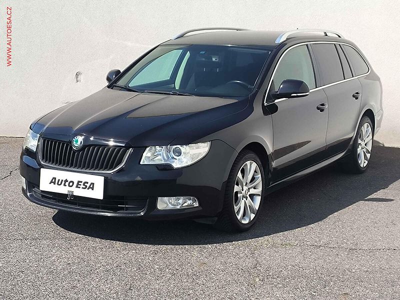Škoda Superb (2010) 1.6 TDi, Xenon, AC - fotka 3 z 18