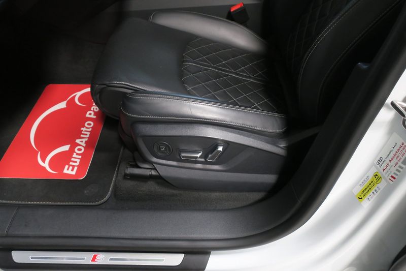 Audi SQ8 (2021) 4,0TDI V8 320 kW quattro - fotka 14 z 50
