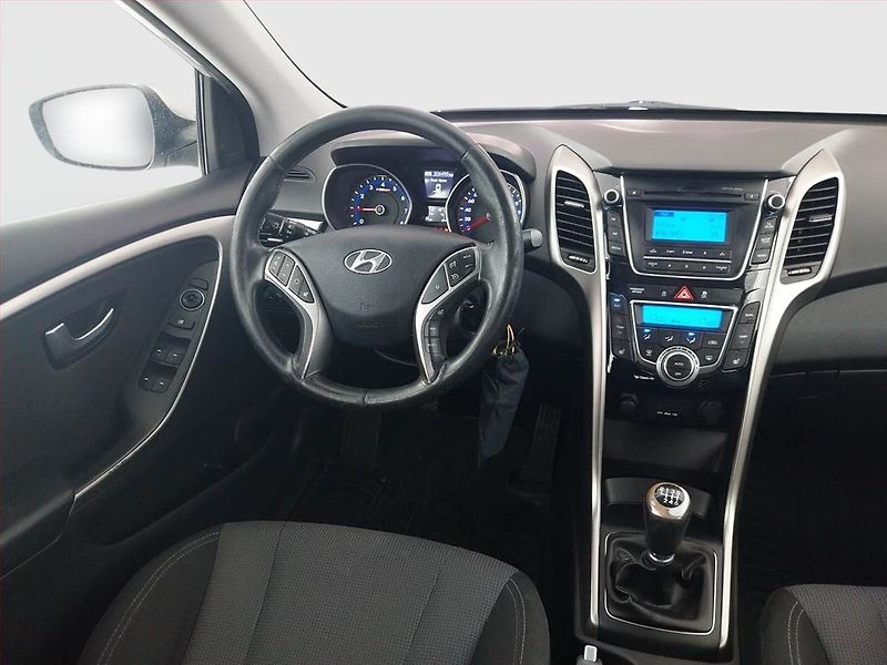 Hyundai i30 (2012) 1.6 GDI, Serv.kniha, Tempomat - fotka 7 z 18