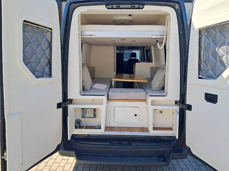 Volkswagen Crafter (2021) 35 2.0 TDI / 130 kW 8st.Automa - fotka 19 z 26