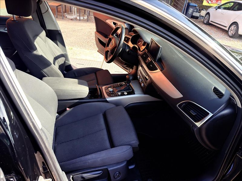 Audi A6 Avant 2,0 TDi Automat - fotka 20 z 30