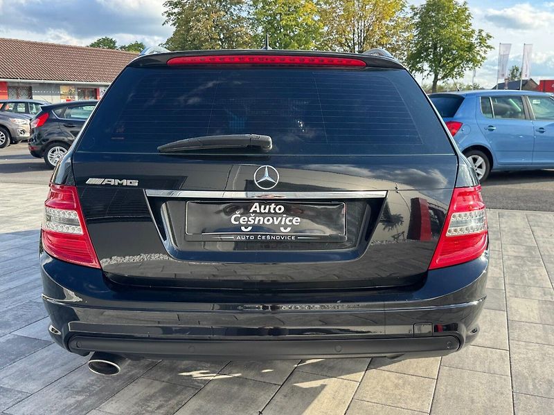 Mercedes-Benz Třídy C (2010) AMG 2,2 CDI 125 KW Automat - fotka 6 z 31