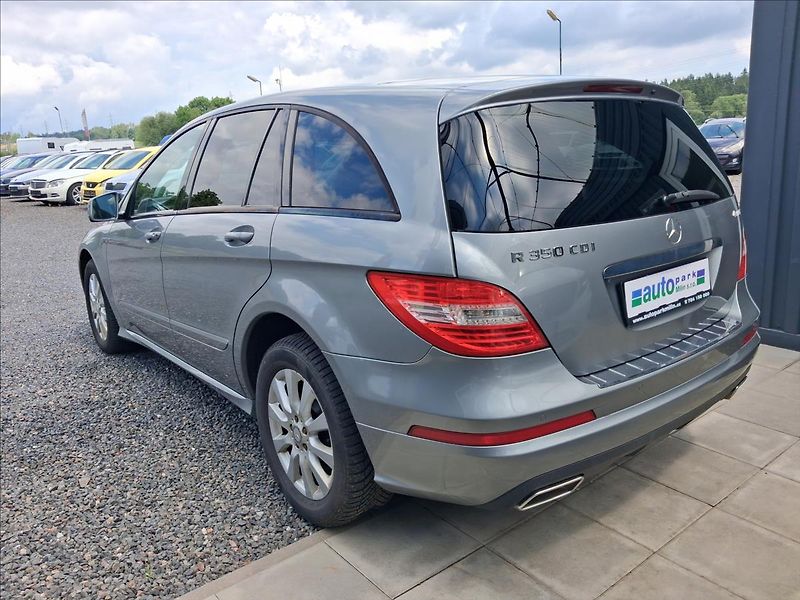 Mercedes-Benz Třídy R 3,0 350CDi, 4x4 - fotka 5 z 15