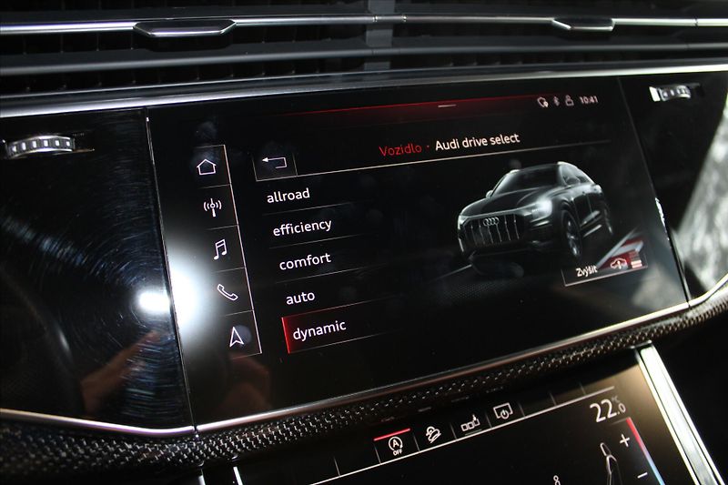 Audi SQ8 V8 320 kW quattro ACC/B&O/Matr - fotka 18 z 30