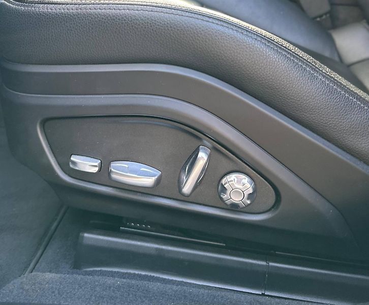 Porsche Panamera (2018) 3.0 V6 246KW AT 2018 65TKM - fotka 10 z 37