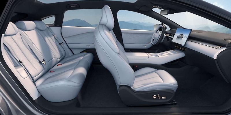 Xpeng P7 (2026) P7+ AWD Performance, tažné - fotka 2 z 2