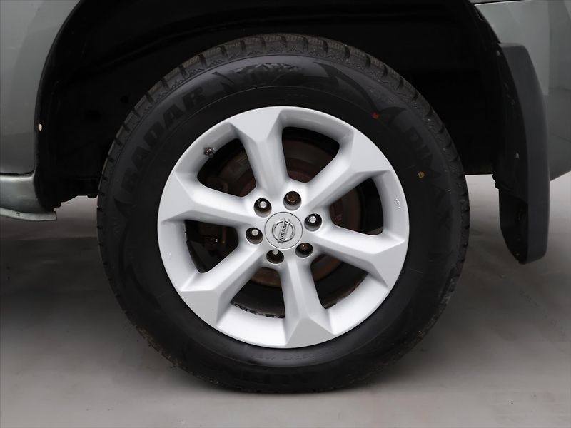 Nissan Pathfinder 2,5 dCi 126kW Automat 4WD CZ - fotka 24 z 31