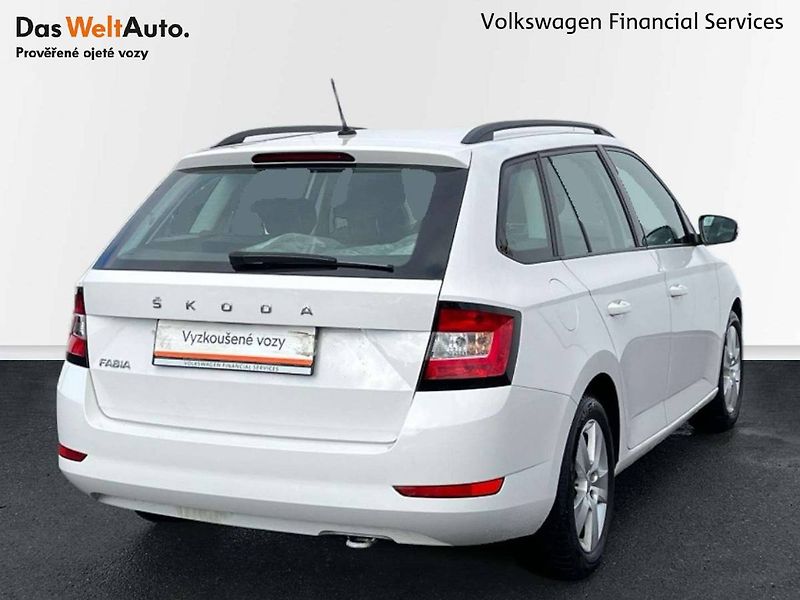 Škoda Fabia (2021) Combi Ambition 1.0 TSI - fotka 2 z 20