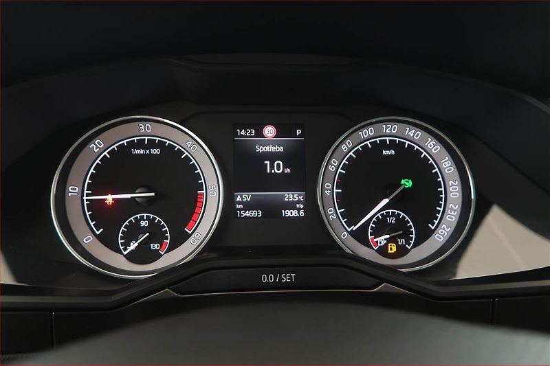 Škoda Superb (2020) Style 2.0 TDI - fotka 11 z 19