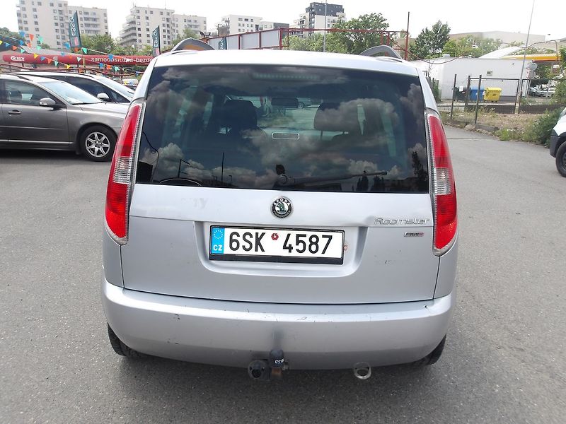 Škoda Roomster 1,6i AUTOMAT !!! - fotka 12 z 28