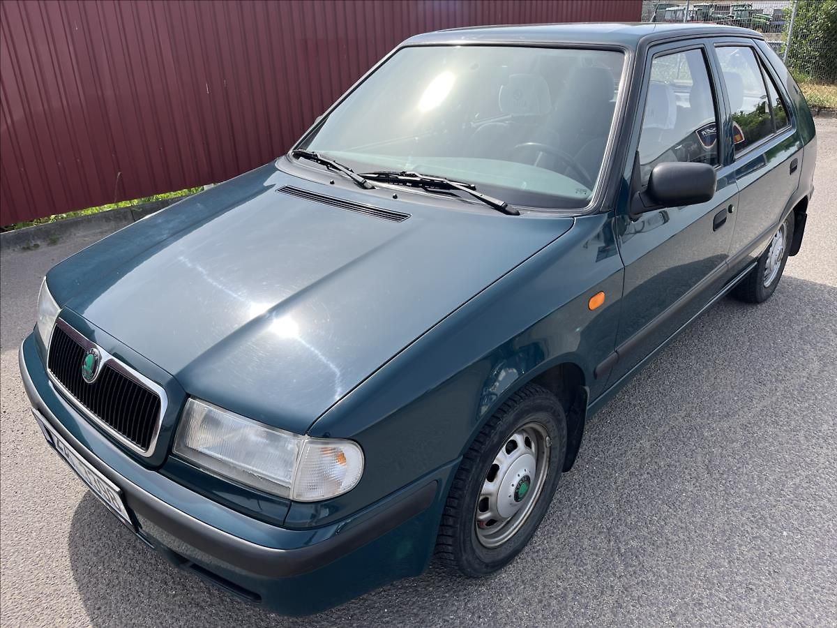 Škoda Felicia 1,3 MPi LXI ČR SERVIS 2x KOLA