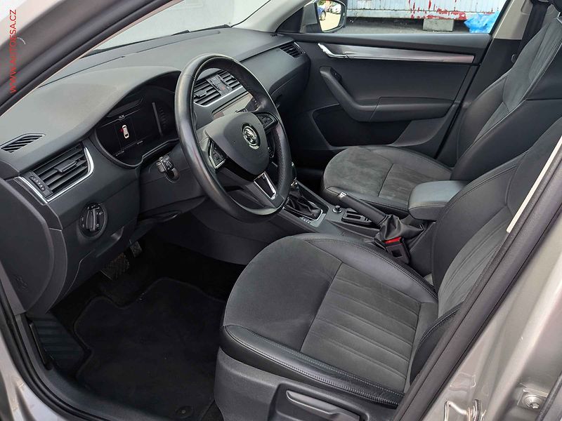 Škoda Octavia (2019) 2.0TSi, ČR, Style Extra, DSG - fotka 9 z 16