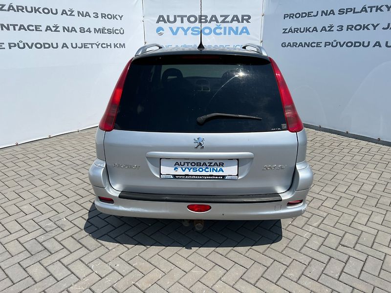 Peugeot 206 (2003) SW 1.6i 80kW QUIKSILVER - fotka 5 z 19