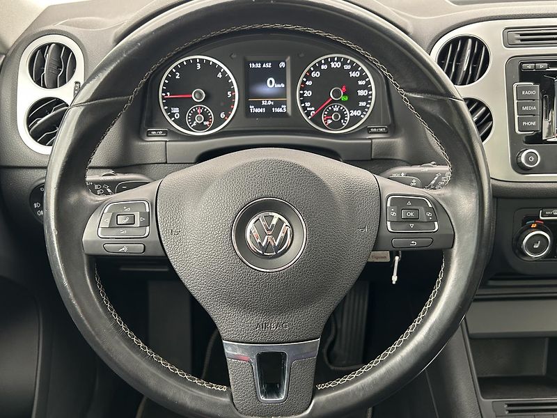 Volkswagen Tiguan 2.0 TDI 4x4 CUP - fotka 16 z 26