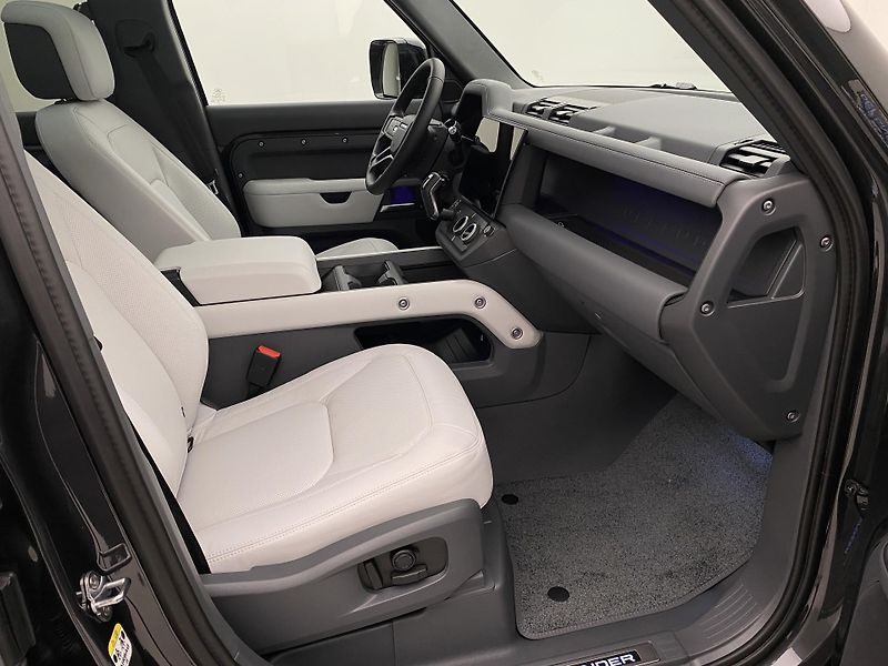 Land Rover Defender (2026) 110 D350 X-Dynamic HSE - fotka 23 z 60