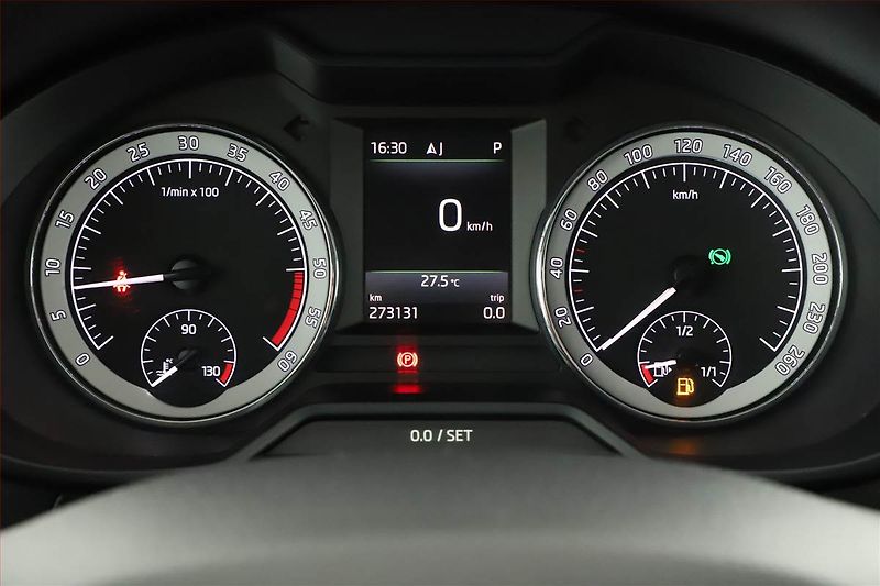 Škoda Octavia (2017) 2.0 TDI, Automat, Navi - fotka 11 z 20