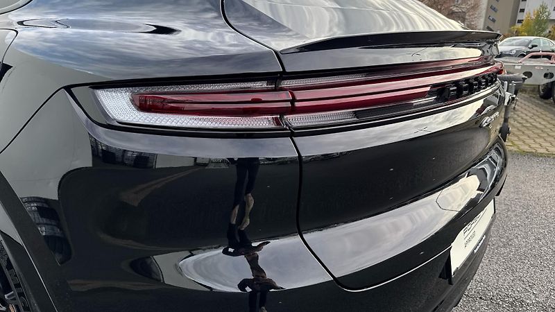 Porsche Cayenne E Hybrid Coupé - fotka 14 z 30
