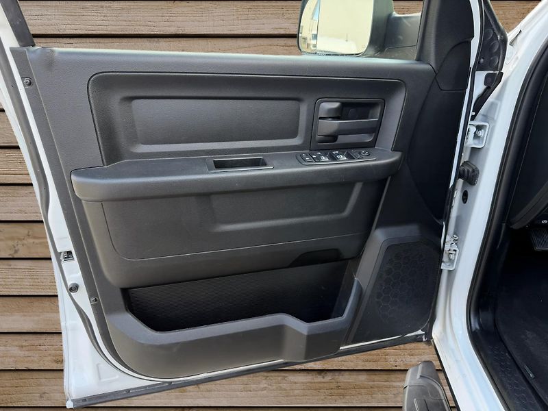 Dodge RAM (2020) +2500+LPG+HEAVY DUTY+HEMI+ - fotka 14 z 18