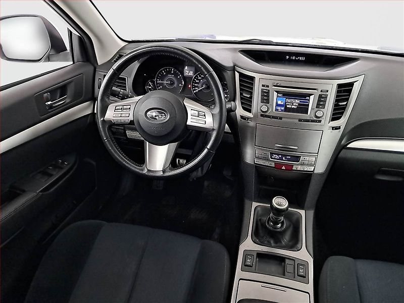 Subaru Outback (2012) 2.0 D, 4X4, Xenony, Tempomat - fotka 7 z 17
