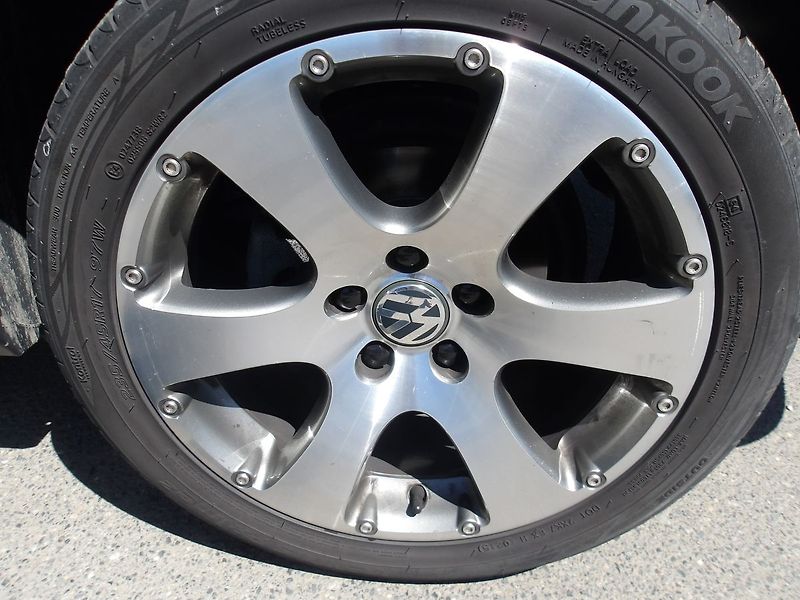 Volkswagen Touran 2,0TDi 125kW CROSSTOURAN Extré - fotka 29 z 37
