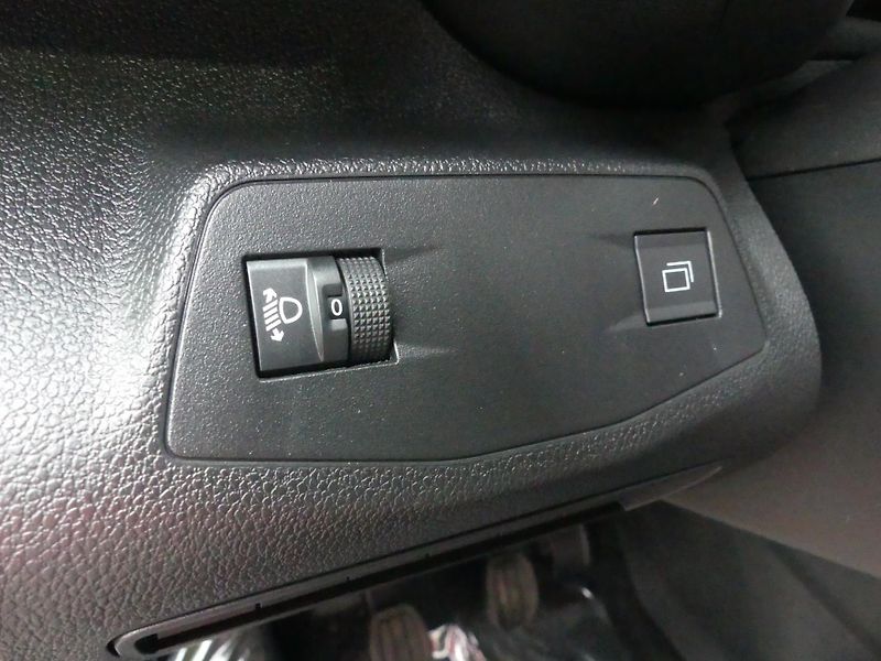 Citroën Berlingo (2026) YOU PROFI Diesel 100k Manual  - fotka 17 z 18