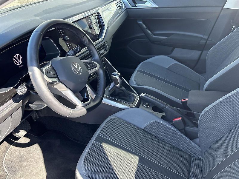 Volkswagen Polo (2023) 1.0 TSI DSG Style - fotka 7 z 27