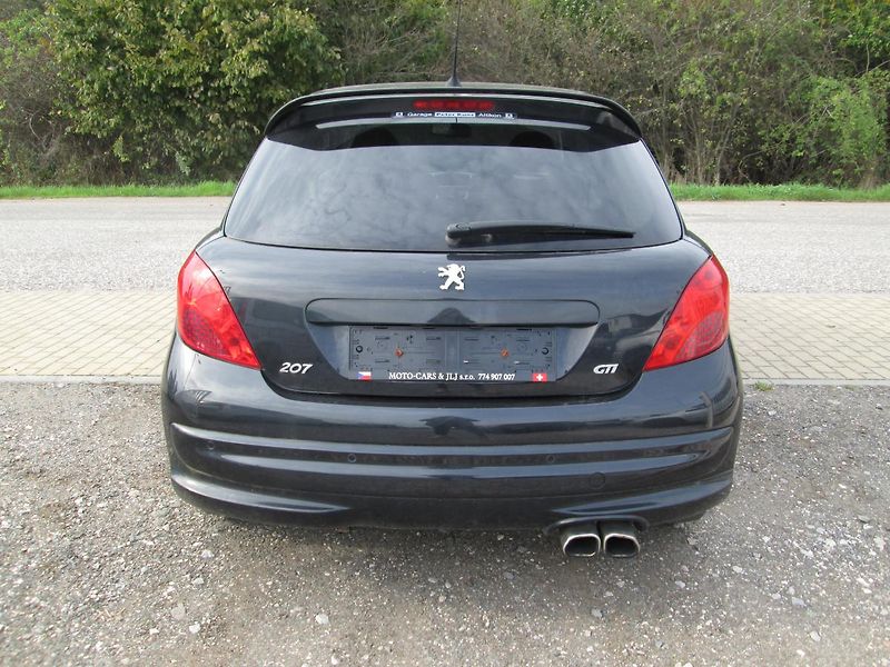Peugeot 207 (2008) 1,6 GTI - fotka 8 z 17
