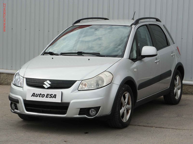 Suzuki SX4 (2008) 1.6i, ČR, AC, výhřev sed - fotka 3 z 16