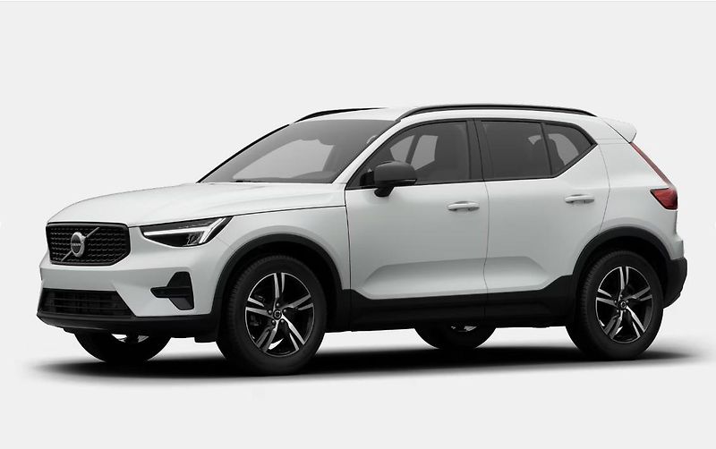 Volvo XC40 (2026) B4 AUT DARK PLUS - fotografie inzerátu