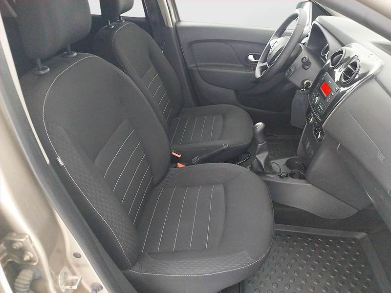 Dacia Logan (2020) 1.0 SCe, Serv.kniha - fotka 9 z 14