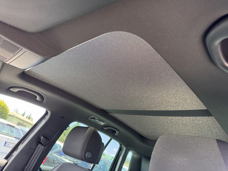 Volkswagen Tiguan LIFE,2.0 TDi,103 KW, Panorama - fotka 17 z 24