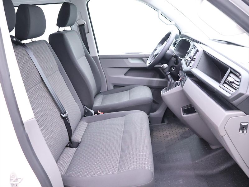 Volkswagen Transporter 2,0 TDI 9-Míst Klima 1.Maj DPH - fotka 14 z 36