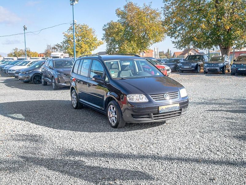 Volkswagen Touran (2006) 1.9TDI 77KW – 7 sedadel - fotka 3 z 44