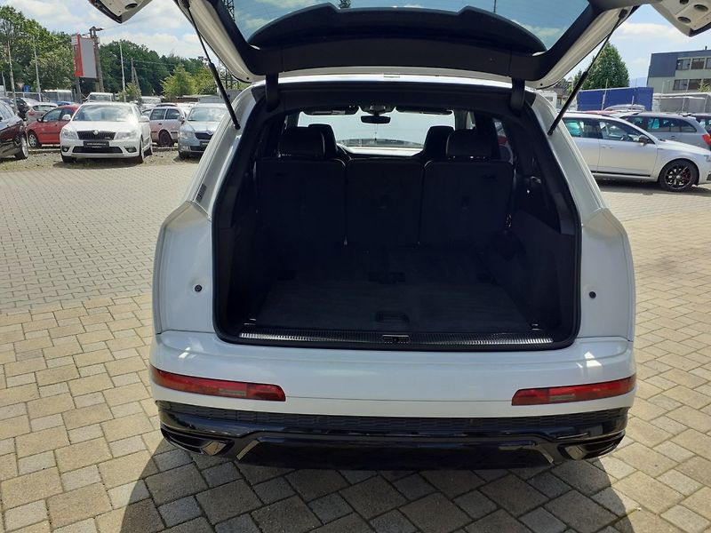 Audi Q7 (2020) 50 TDi  S -Line Mild-hybrid - fotka 28 z 41