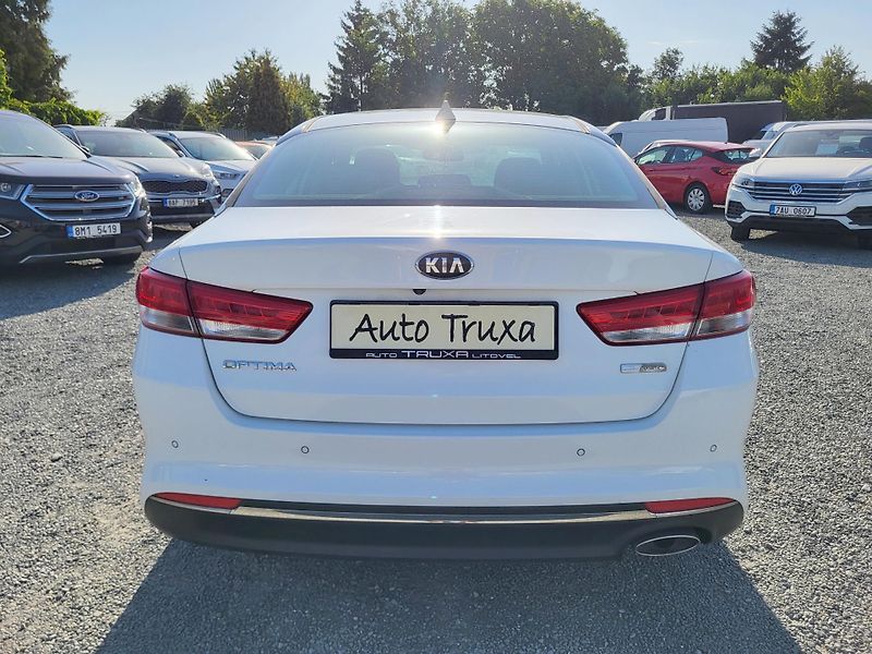 Kia Optima 1.7 CRDi 16V 104kW EXCLUSIVE - fotka 38 z 44