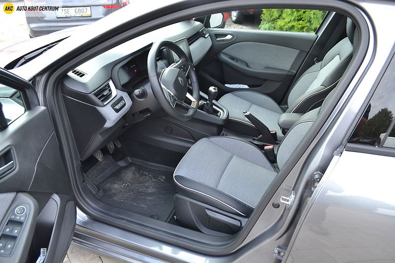 Renault Clio Techno TCe 90 - fotka 16 z 39