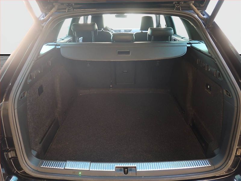 Škoda Superb (2021) Laurin&Klement 2.0 TDI - fotka 14 z 23