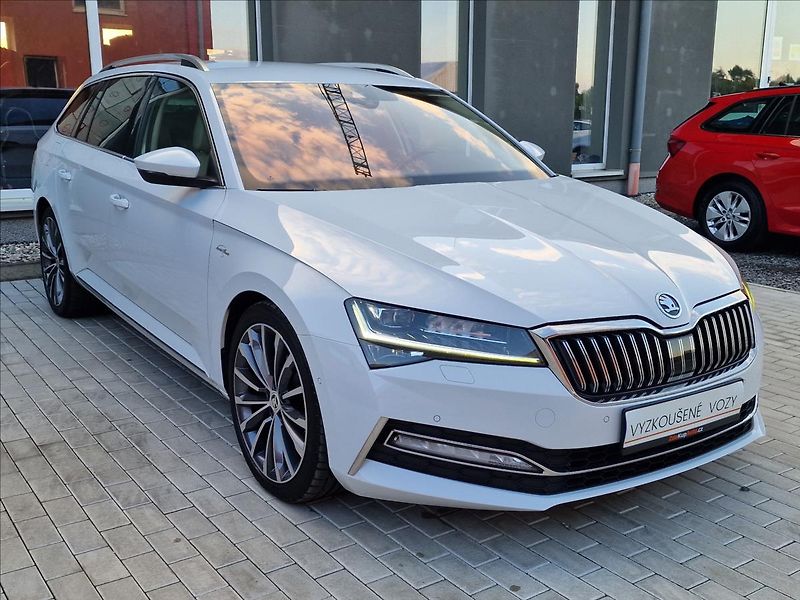 Škoda Superb 2.0TDI 140kW DSG 4x4 L&K ,ČR - fotka 3 z 50