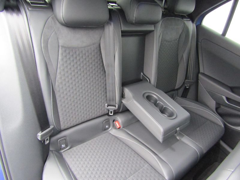 Volkswagen T-Roc R-Line 1,5 eTSI 110 kW 7DSG - fotka 28 z 30