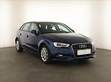 Audi A3 (2014) 1.6 TDI, Bi-Xenony, Tempomat - náhled 1