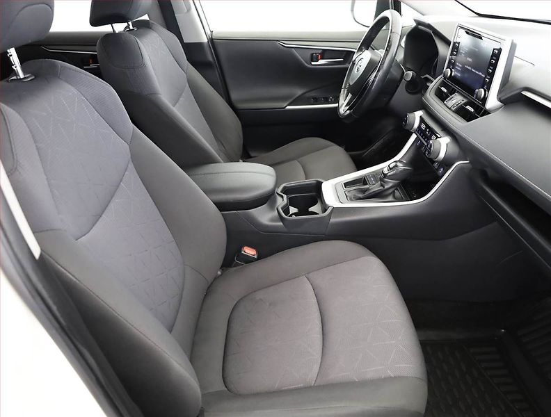 Toyota RAV4 (2020) 2.0 Valvematic - fotka 7 z 18