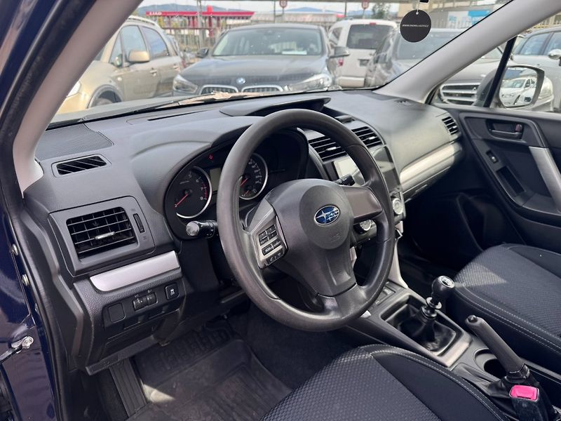 Subaru Forester (2014) 4x4 2,0i 110KW STK ITÁLIE - fotka 20 z 49