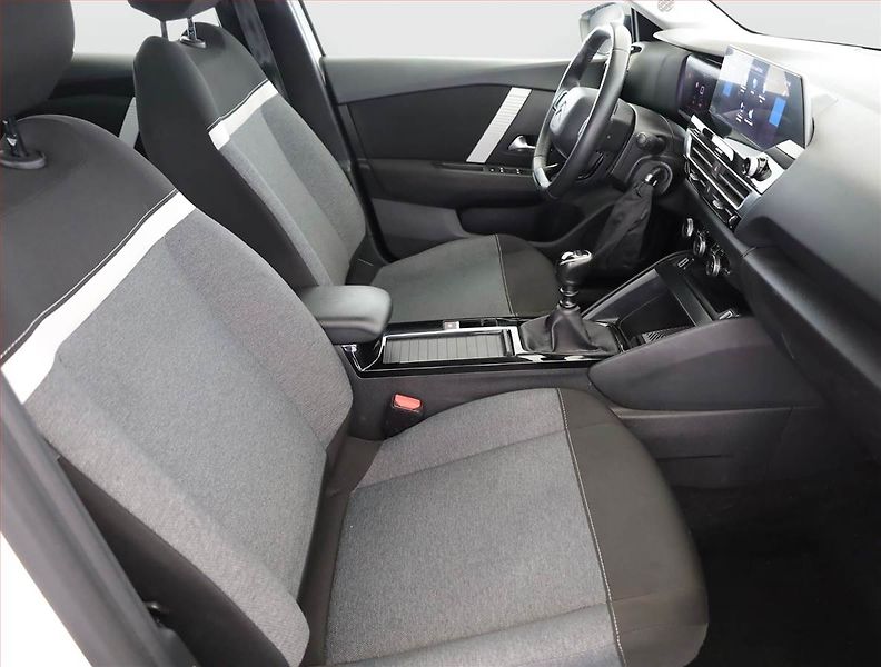 Citroën C4 (2021) 1.2 PureTech, Serv.kniha - fotka 7 z 16