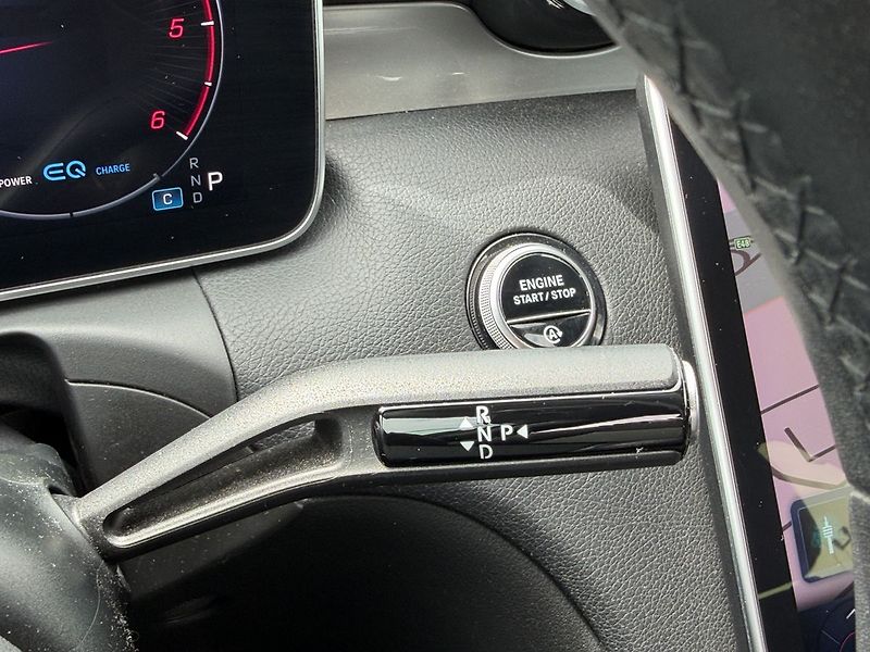 Mercedes-Benz Třídy C 220d Advantage, LED - fotka 20 z 32