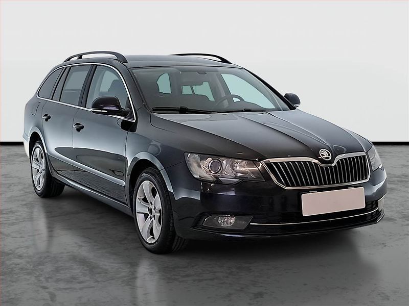 Škoda Superb (2014) Ambition 2.0 TDI, Serv.kniha - fotka 1 z 27