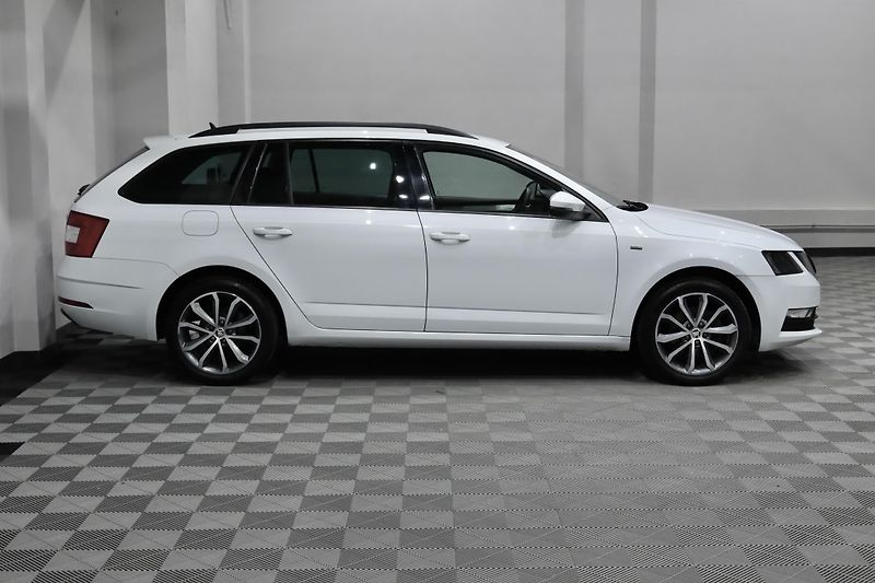 Škoda Octavia 3 FL Combi  1.4 TSI 110 kW - fotka 4 z 29