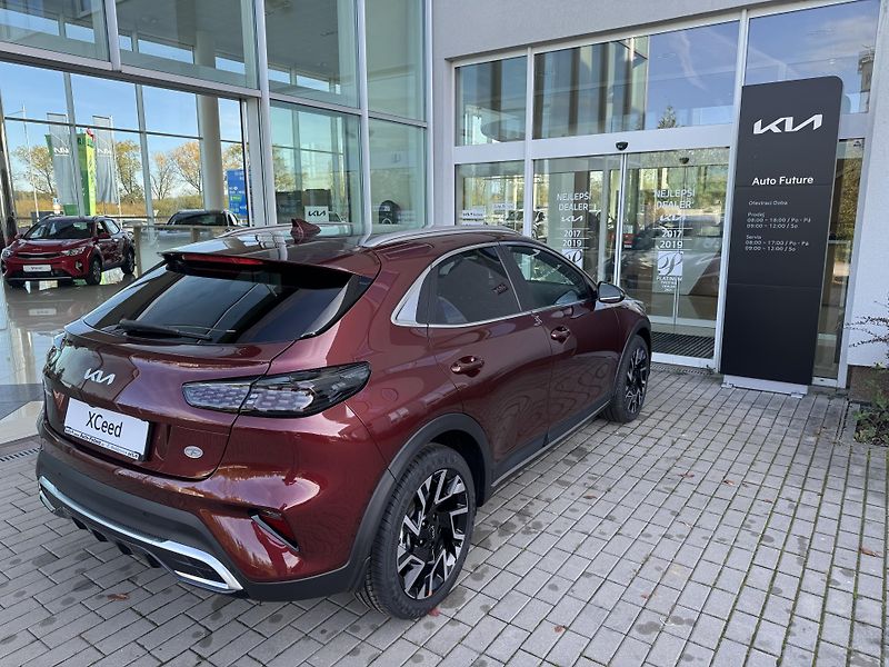 Kia XCeed (2026) 1,6 T-GDi 7DCT STEEL EDITION - fotka 2 z 6