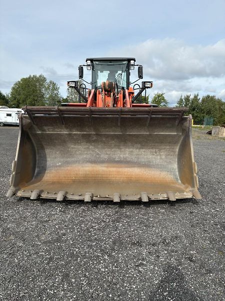 Hitachi (2017) Hitachi ZW310-6 - fotka 13 z 17