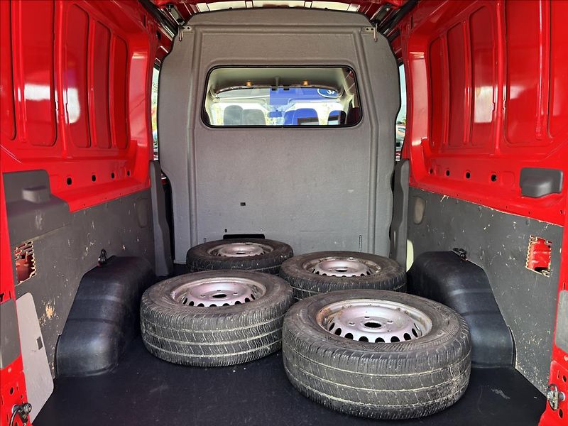 Ford Transit 2,0 Mhev 96kW L3 Kombi Van - fotka 10 z 37